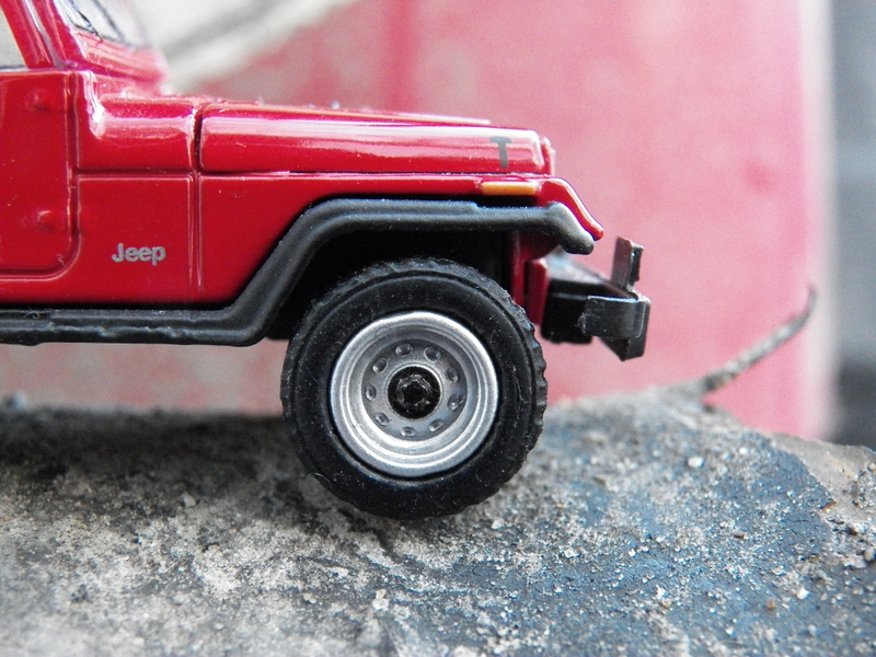 Illustration for article titled LaLD Car Week 'lil Red YJ - Greenlight Jeep Wrangler 1:64